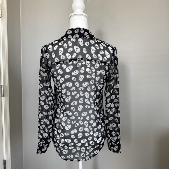 Aeropostale Sheer Skull Long Sleeve Button Up Shirt Woman’s XS Black Heart Eyes - Picture 3 of 9